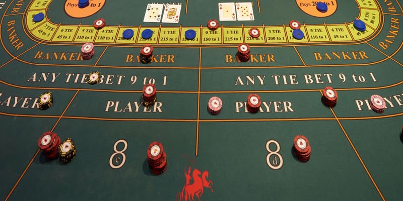 Hướng dẫn chi tiết về game bài Baccarat đến tân thủ